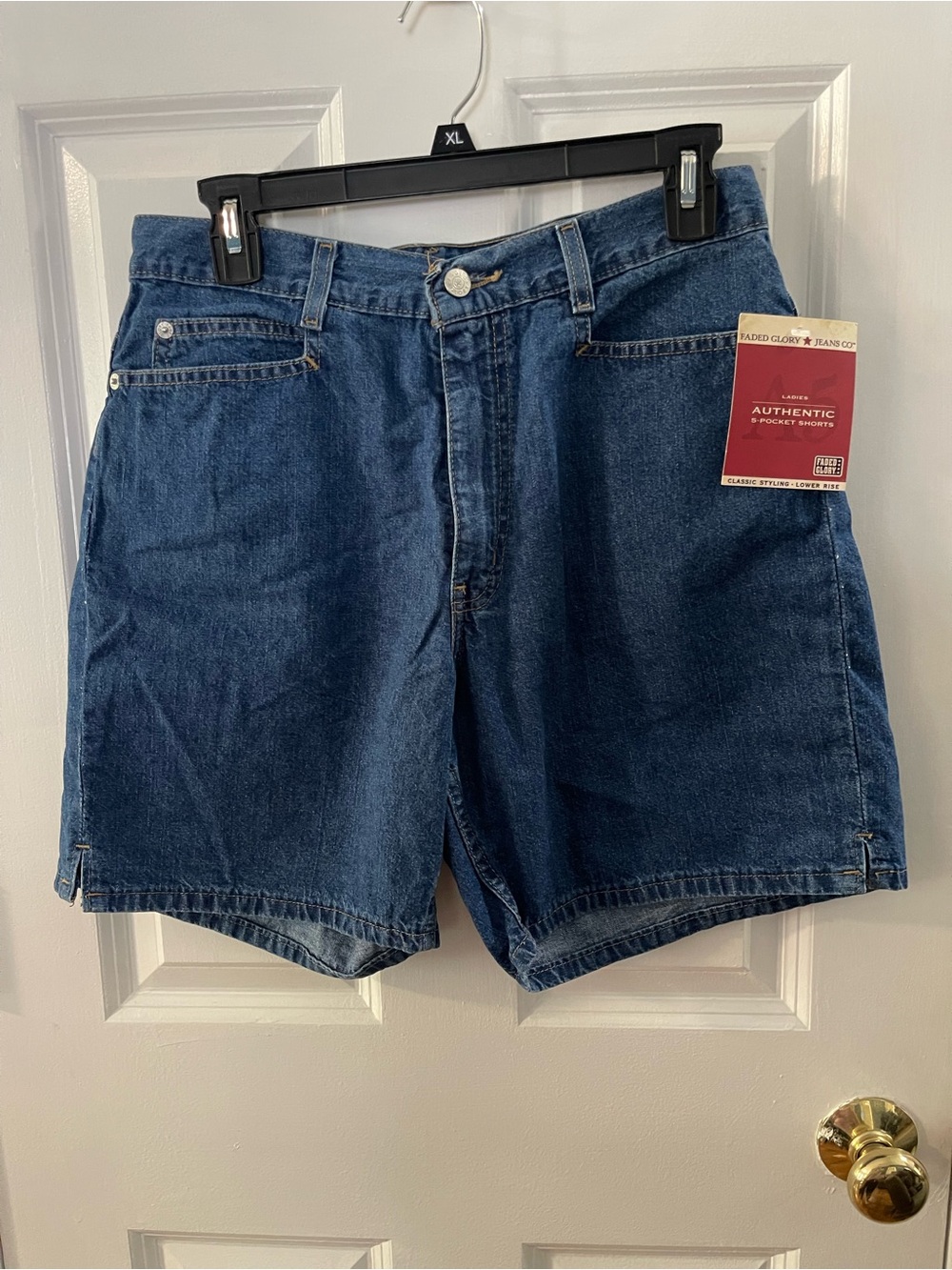 Faded Glory Women’s Dark Blue Denim 5-Pocket Jean Shorts